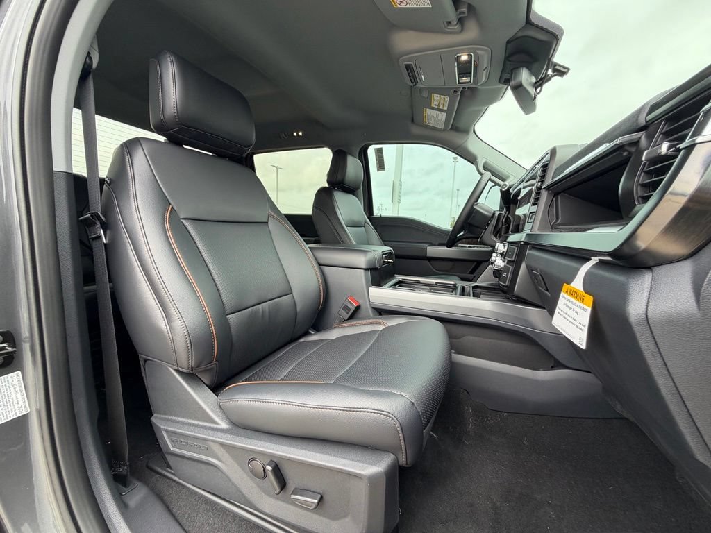 New 2026 Ford F250 Lariat w/ FX4 Off-Road Package AWD/4WD image 23