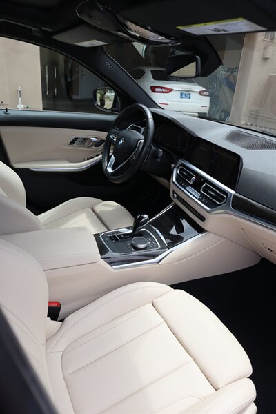 Used 2021 BMW 330e w/ Convenience Package RWD image 25