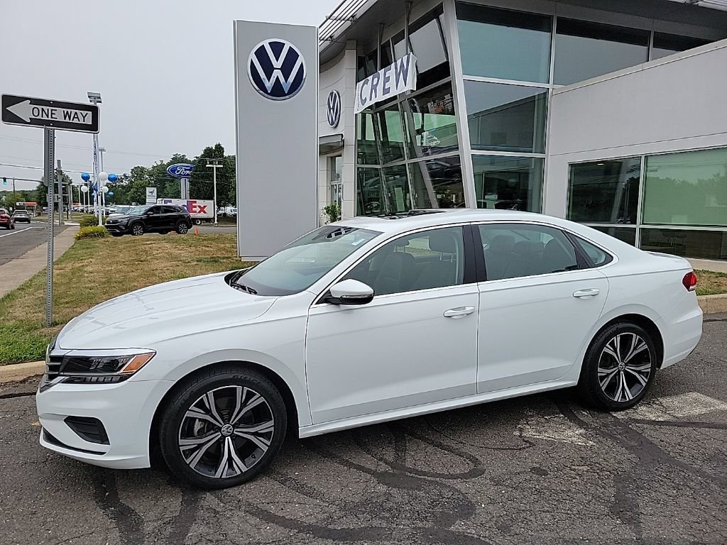 Certified 2022 Volkswagen Passat 2.0T SE