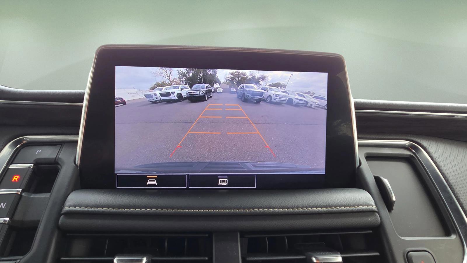 Used 2021 GMC Yukon SLT image 33