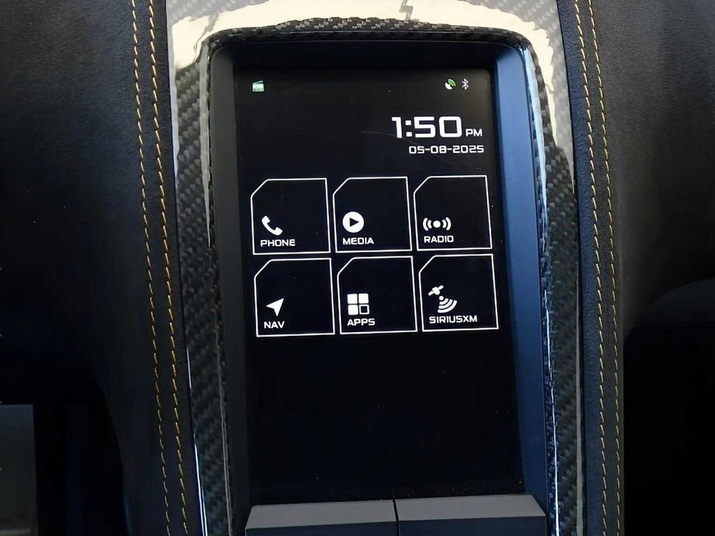 Used 2015 McLaren 650S Spider image 29