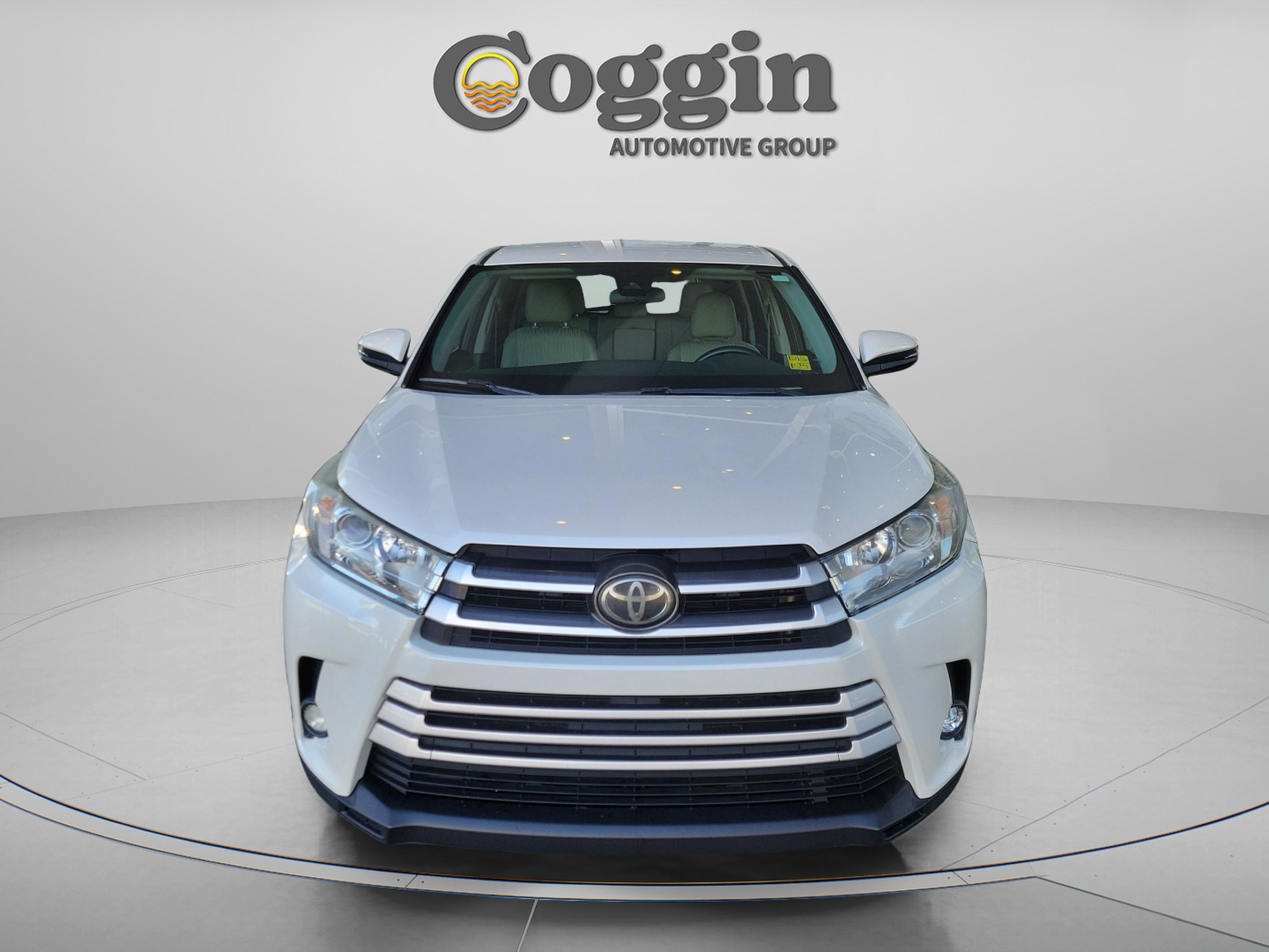 Used 2018 Toyota Highlander LE image 5