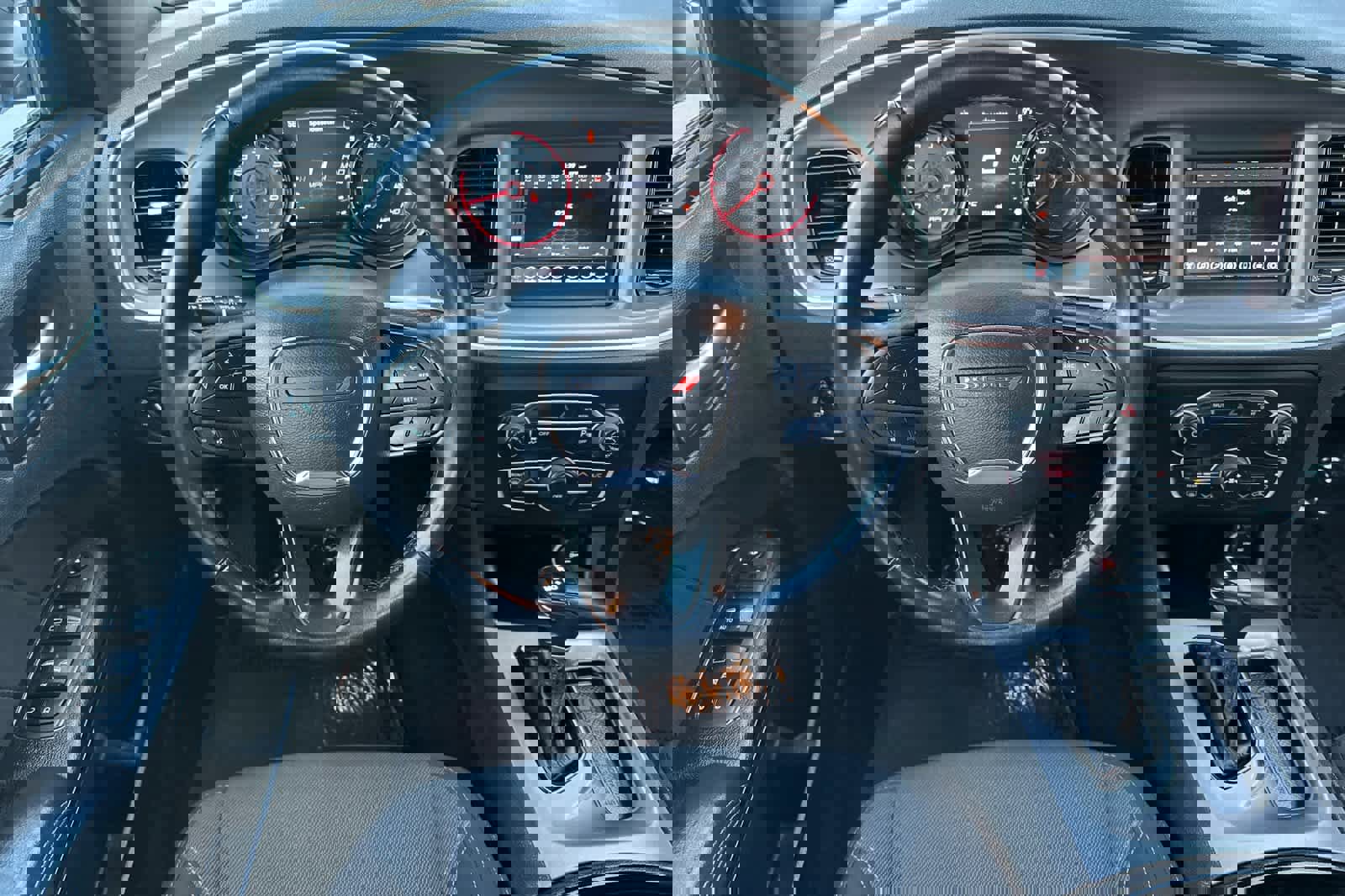 Used 2022 Dodge Charger SXT w/ Blacktop Package image 15