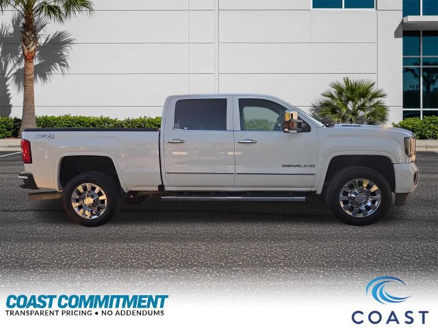 Certified 2015 GMC Sierra 2500 Denali w/ Duramax Plus Package AWD/4WD image 5