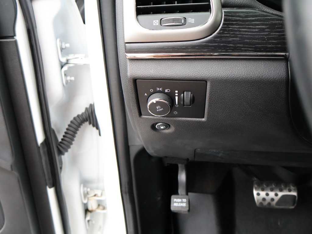 Used 2018 Jeep Grand Cherokee High Altitude AWD/4WD image 33