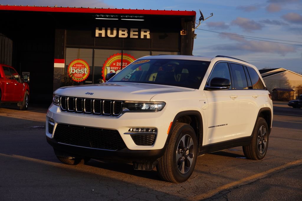 Used 2022 Jeep Grand Cherokee Limited 4xe image 3
