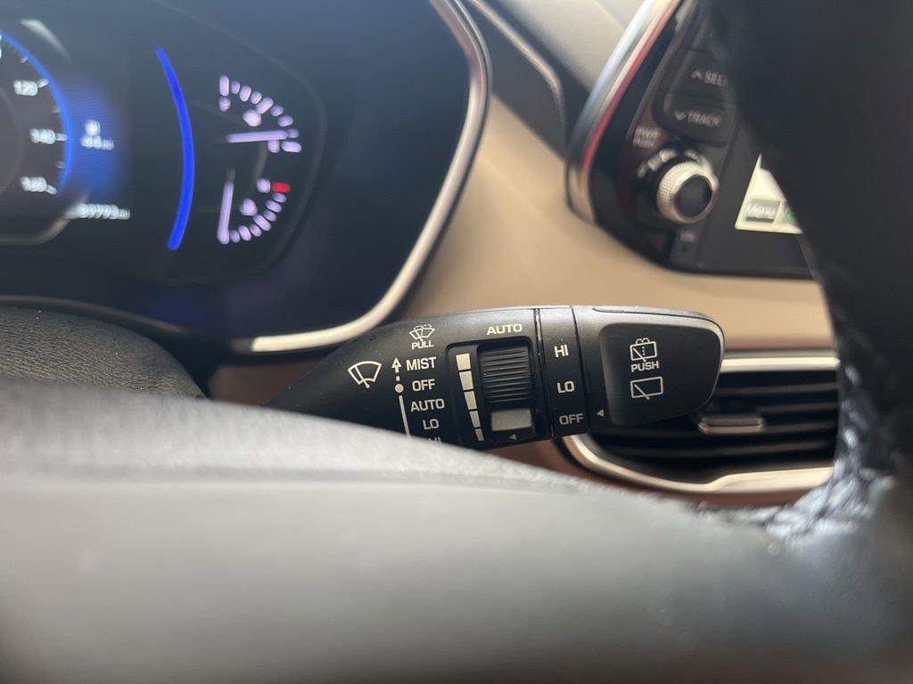 Used 2020 Hyundai Santa Fe Limited w/ Cargo Package image 22