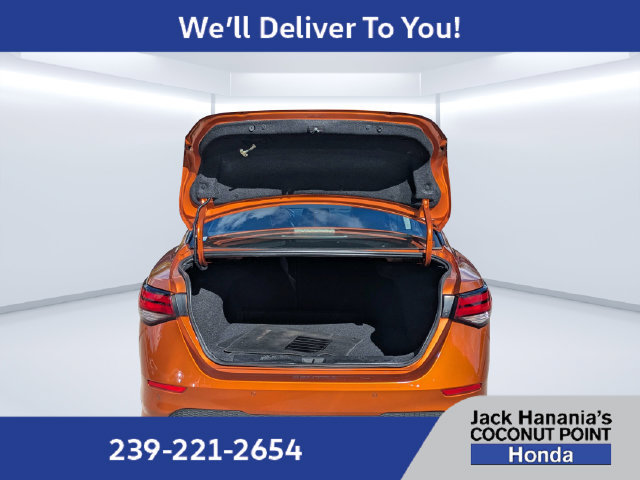 Used 2022 Nissan Sentra SR w/ SR Premium Package FWD image 12