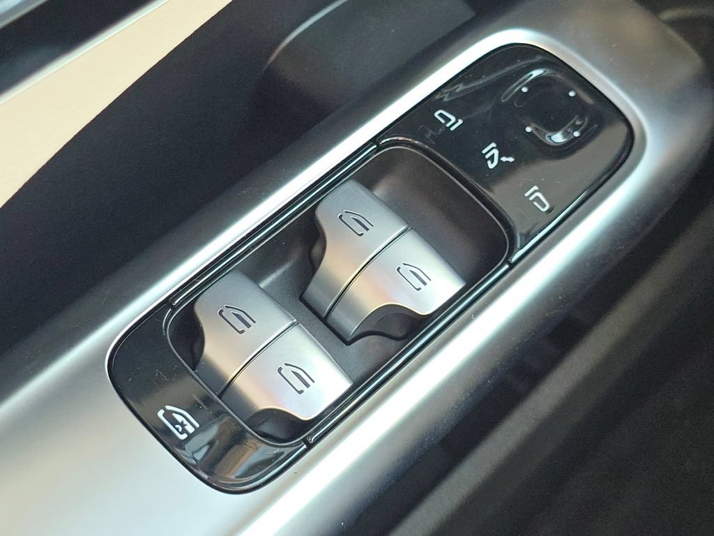 New 2026 Mercedes-Benz C 300 4MATIC Sedan image 28