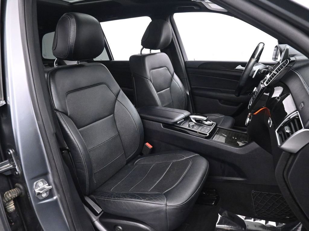 Used 2018 Mercedes-Benz GLS 450 4MATIC w/ Premium Package image 23