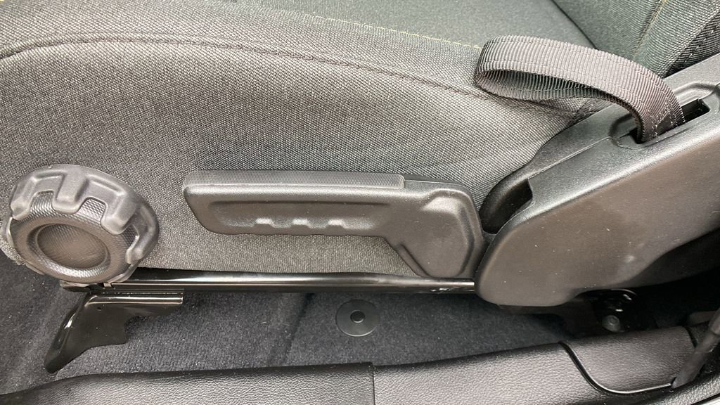 Used 2024 Jeep Wrangler Sahara w/ Safety Group image 14