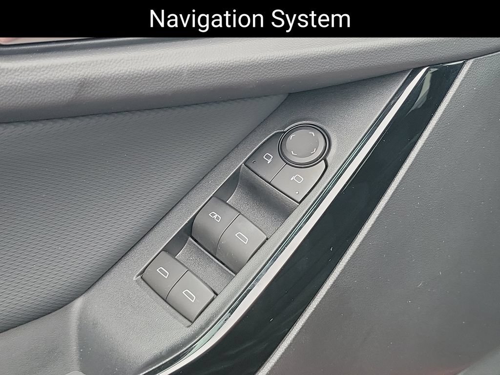 Certified 2026 Chevrolet Equinox LT w/ Safety and Technology Package FWD image 9
