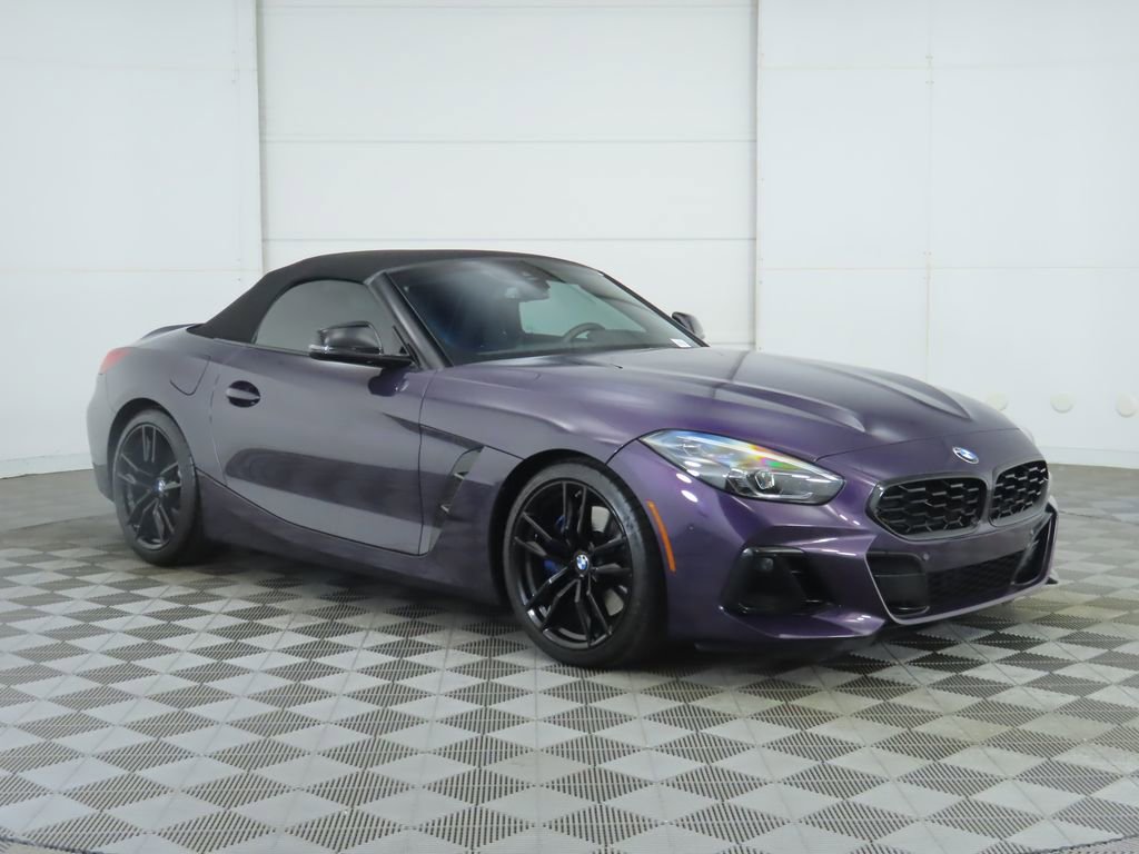 Used 2025 BMW Z4 M40i w/ Premium Package image 11