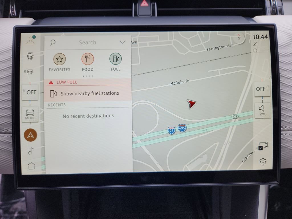 New 2026 Land Rover Discovery Sport Landmark image 21