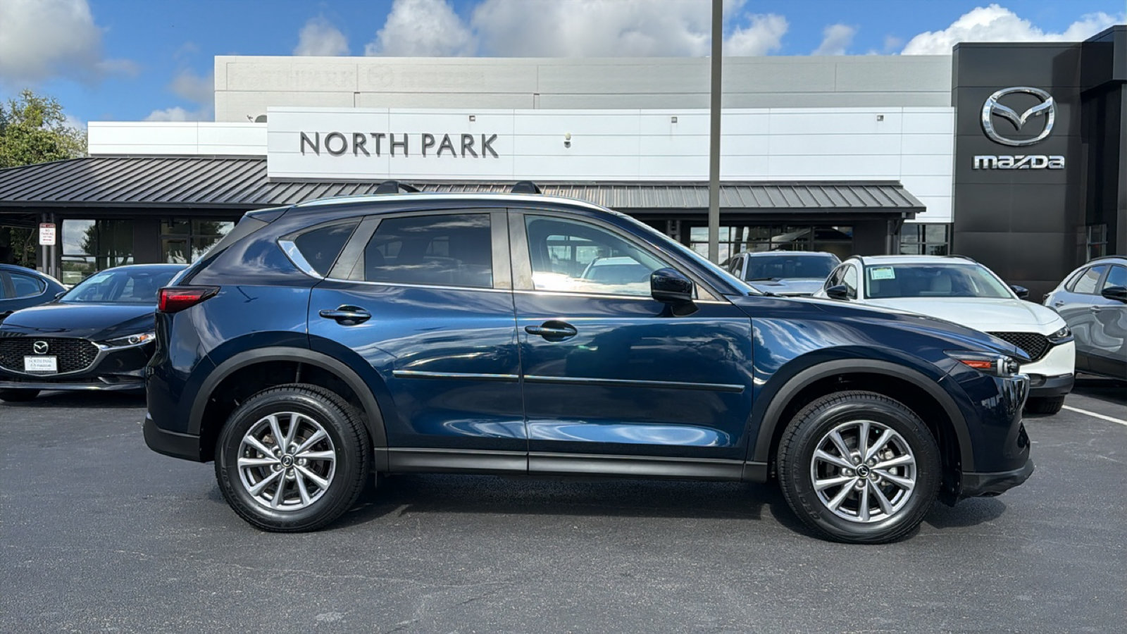Used 2023 MAZDA CX-5 AWD 2.5 S image 2