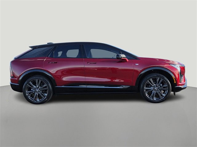 New 2026 Cadillac Optiq Sport 2 image 7