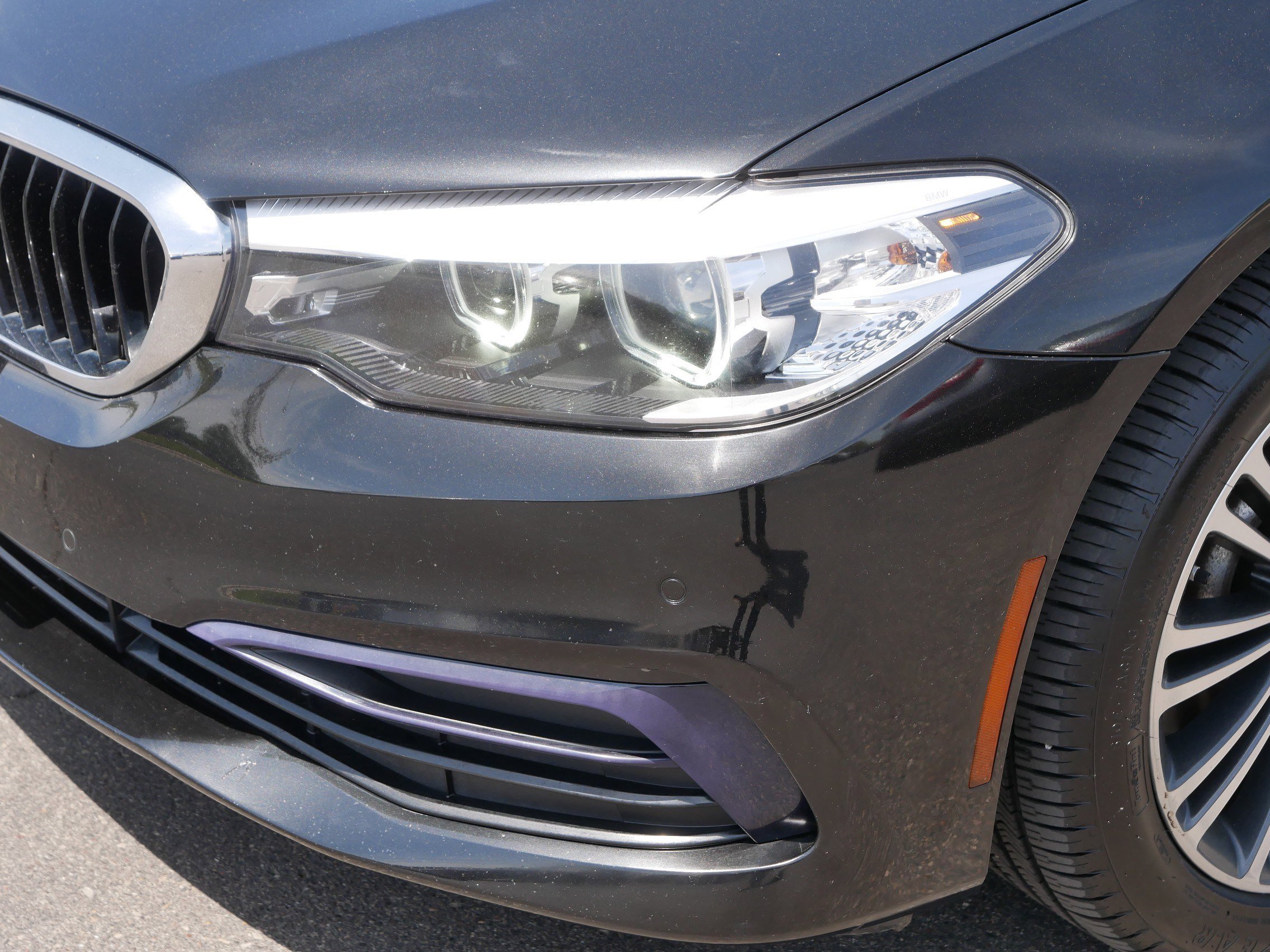 Used 2019 BMW 530i xDrive w/ Convenience Package AWD/4WD image 16