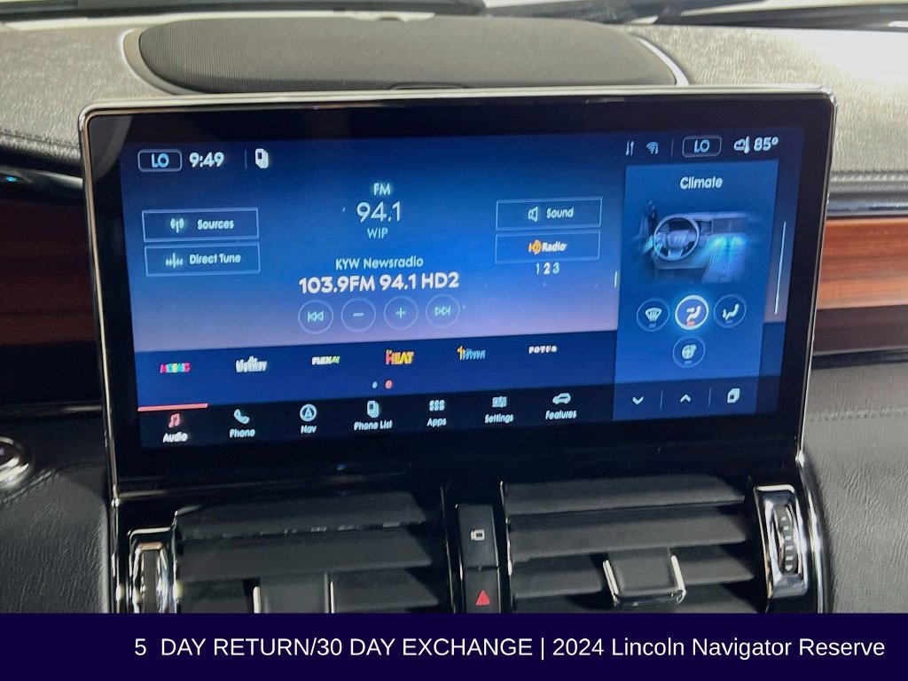 Used 2024 Lincoln Navigator Reserve AWD/4WD image 18