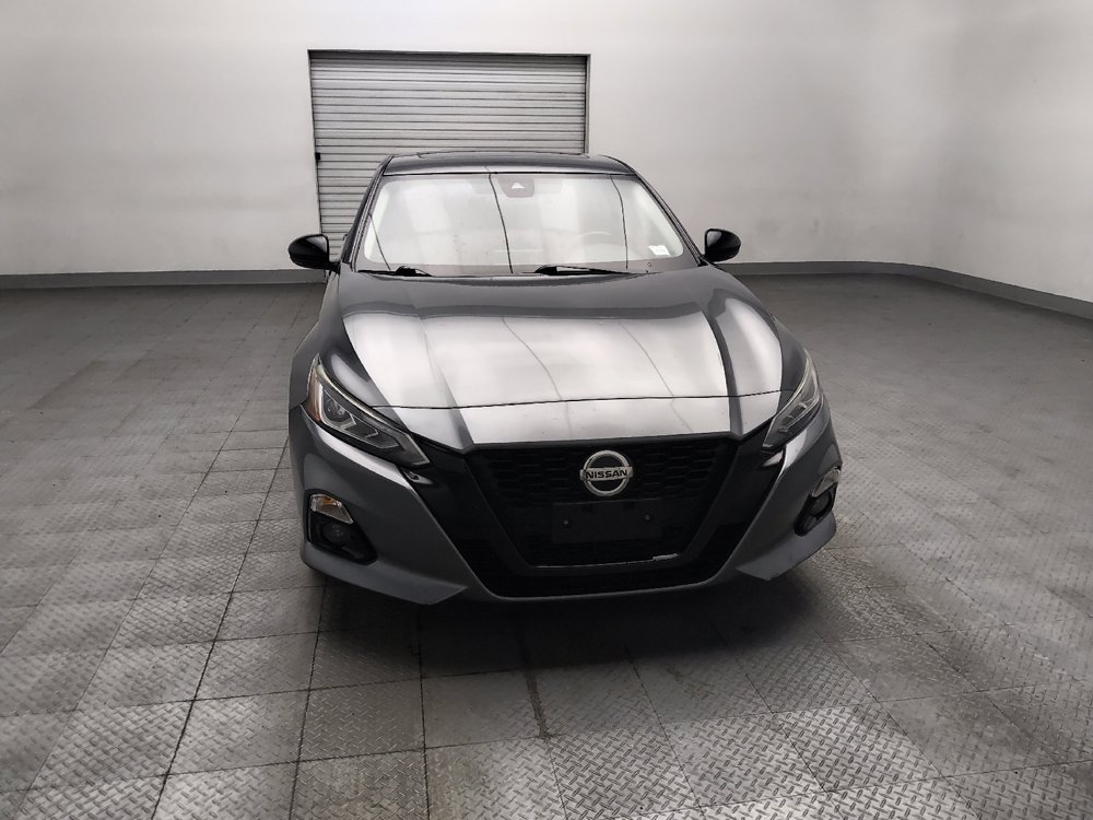 Used 2022 Nissan Altima 2.5 SR w/ Midnight Edition Package FWD image 14
