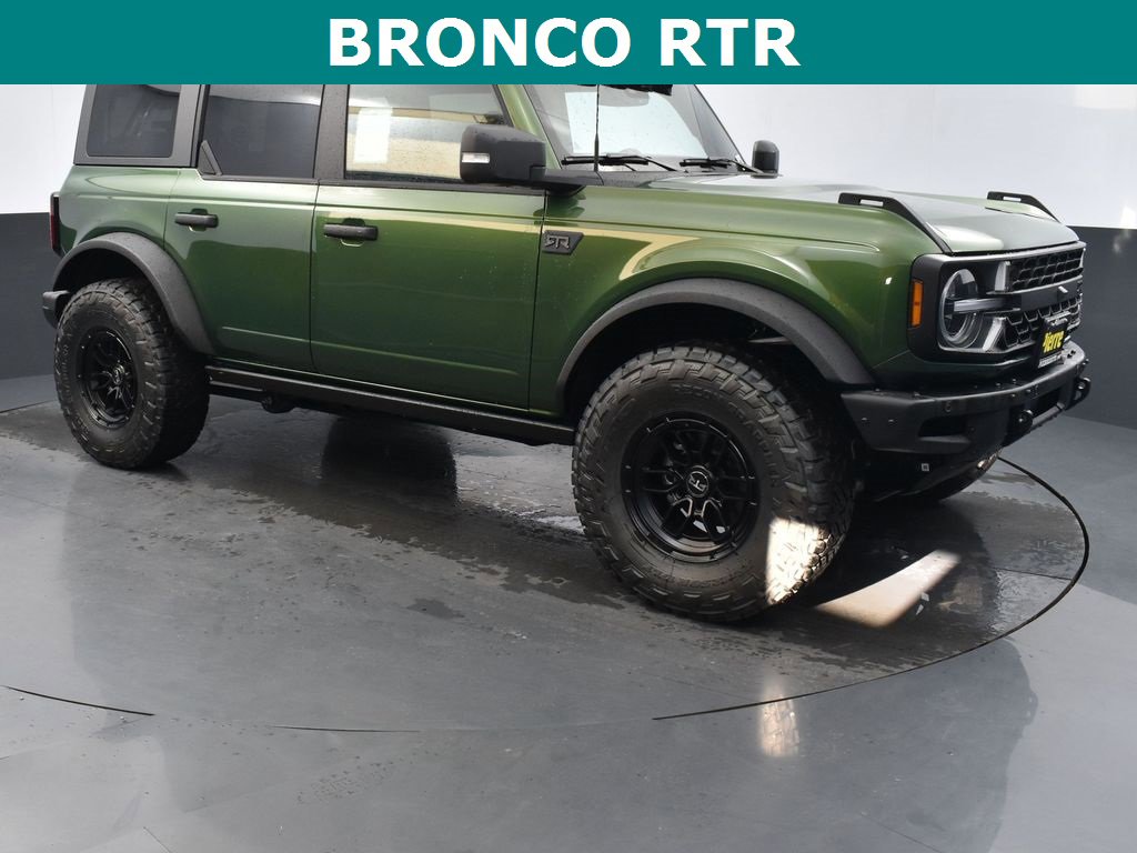 New 2025 Ford Bronco Badlands image 3