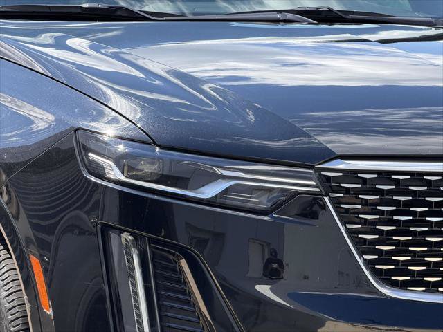 Used 2023 Cadillac XT6 Luxury AWD/4WD image 12