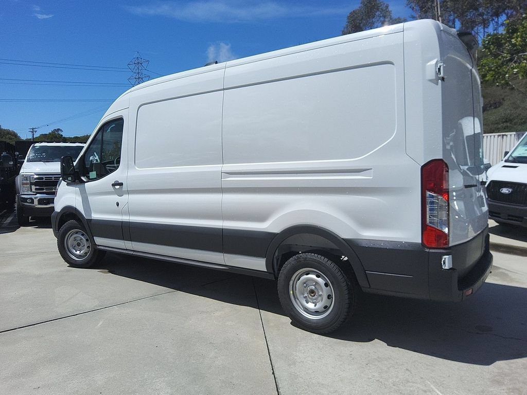 New 2026 Ford Transit 250 148 Medium Roof w/ Load Area Protection Package RWD image 22
