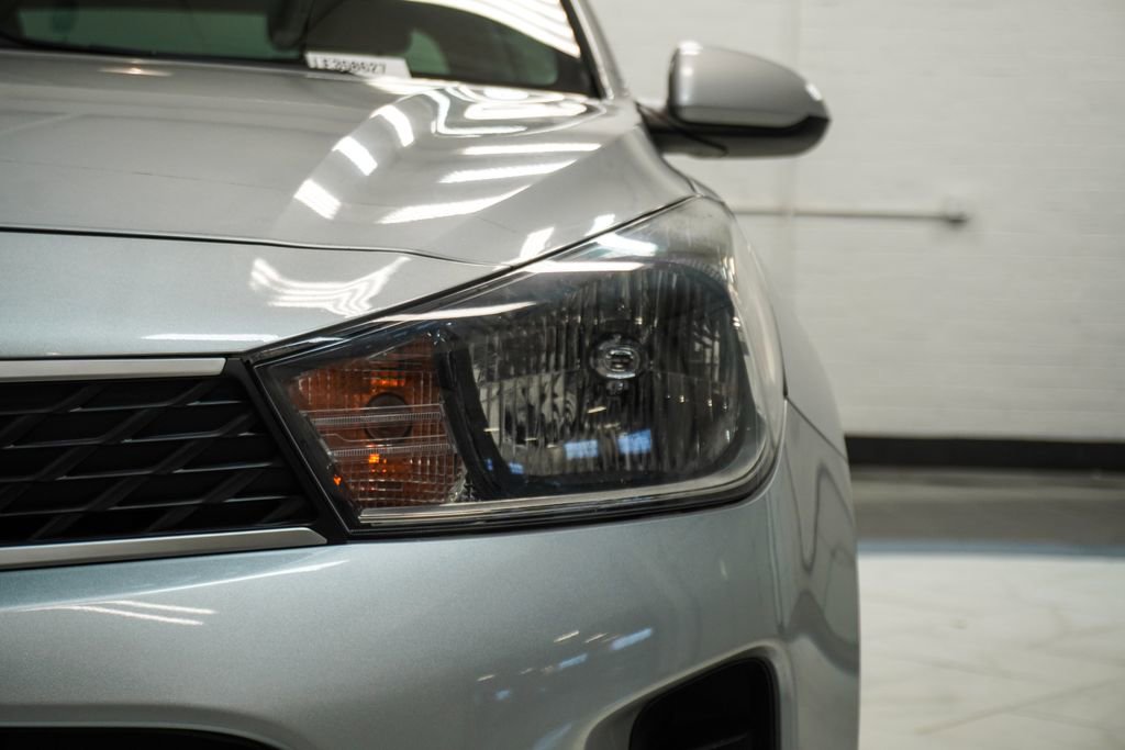 Used 2020 Kia Rio S image 37