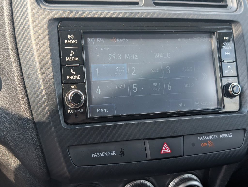 Used 2024 Mitsubishi Outlander Sport SE AWD/4WD image 24