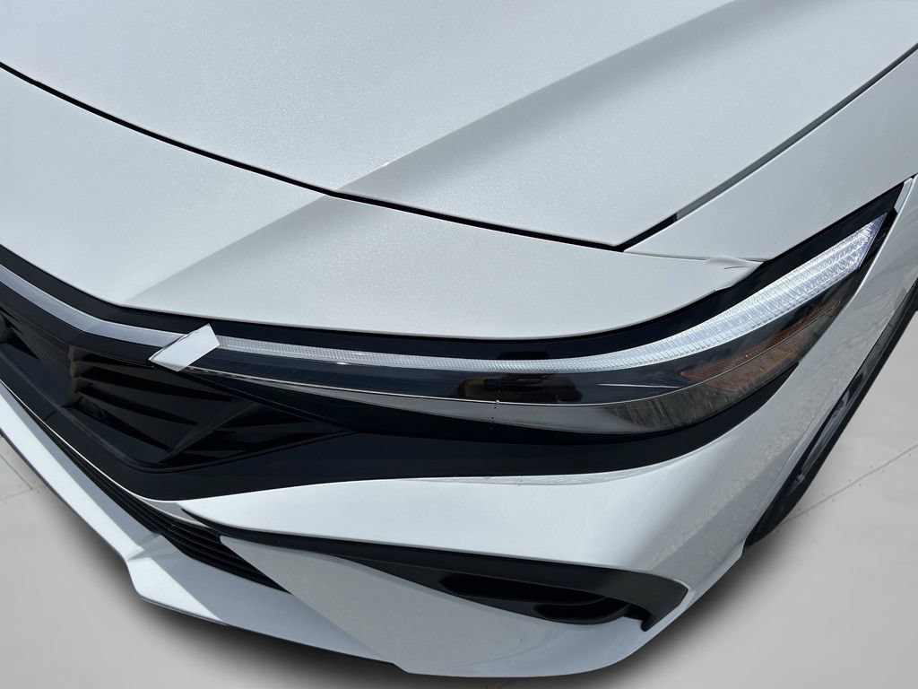 New 2026 Hyundai Elantra SE FWD image 30