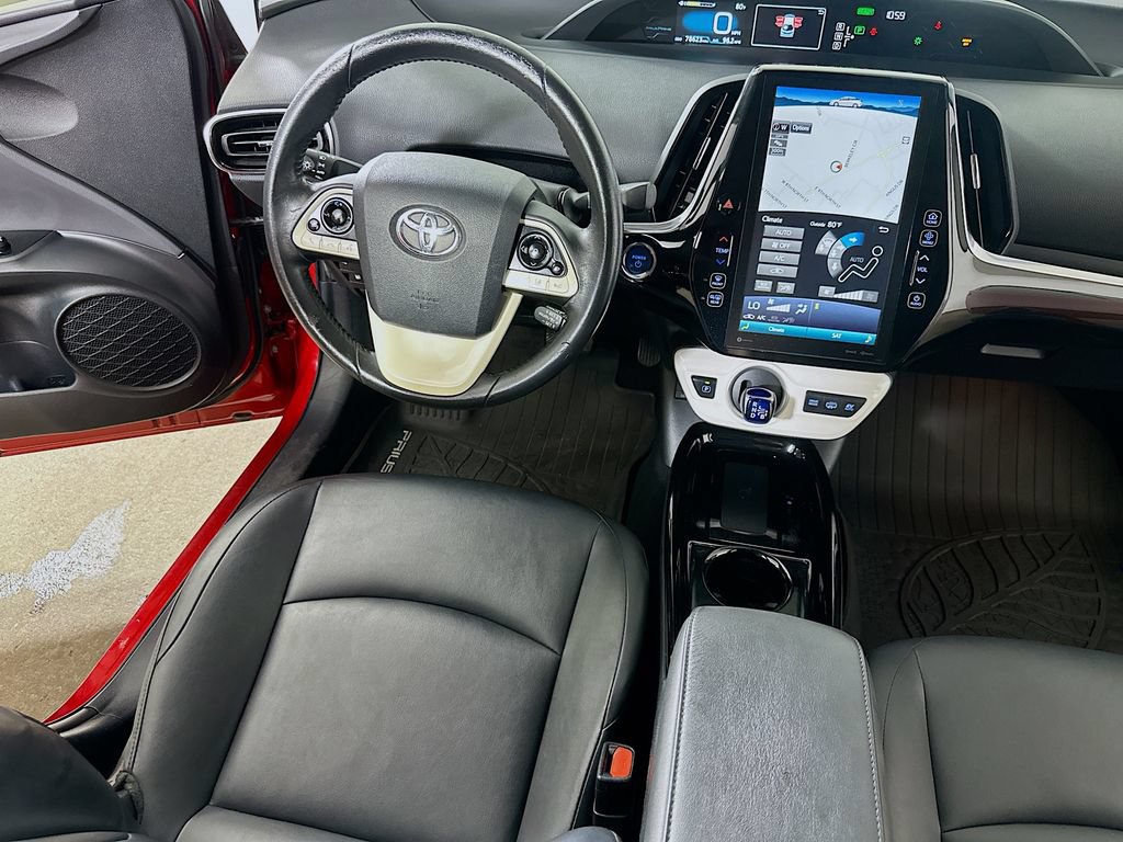 Used 2017 Toyota Prius Prime Premium FWD image 17