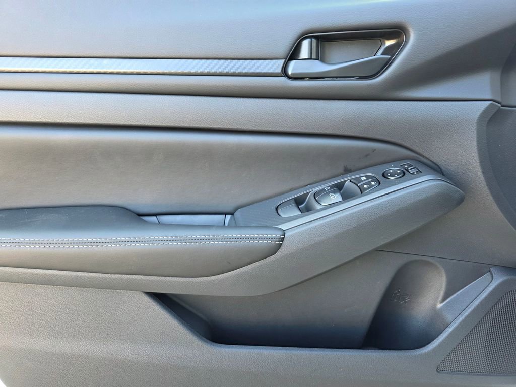 New 2026 Nissan Altima 2.5 SV image 11