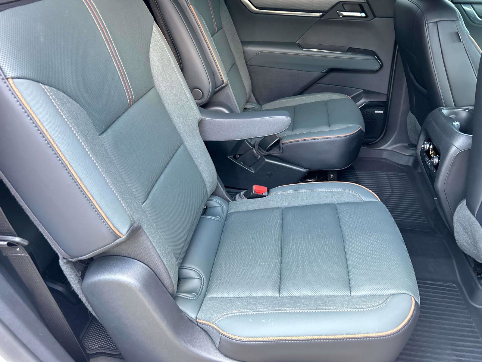 Certified 2024 GMC Acadia AT4 w/ Luxury Package image 39