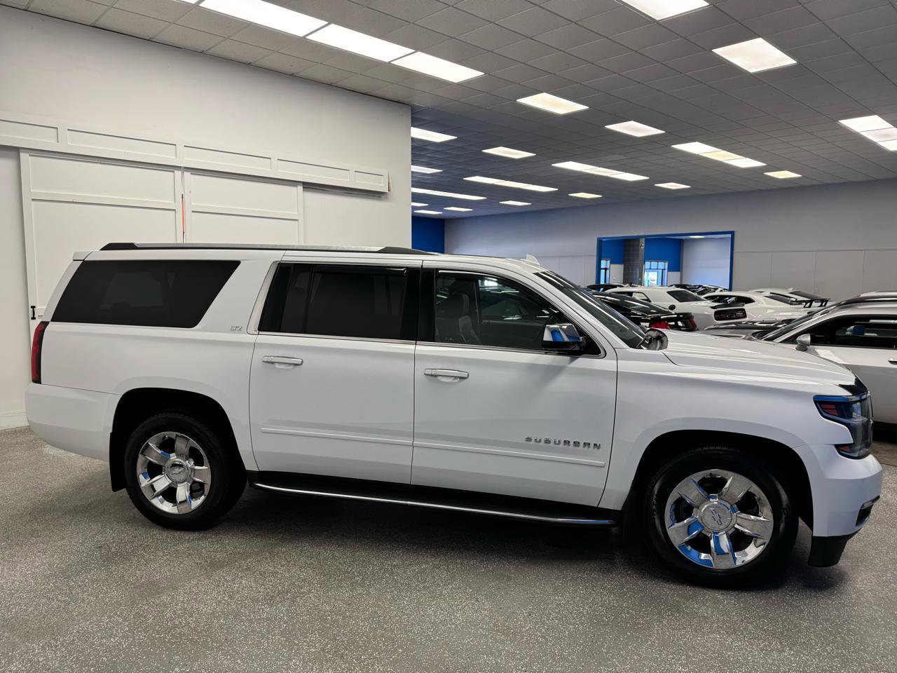 Used 2016 Chevrolet Suburban LTZ image 6