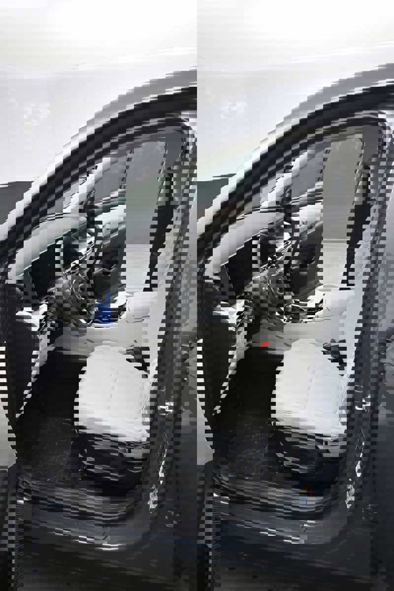 New 2026 Hyundai Tucson SE image 16