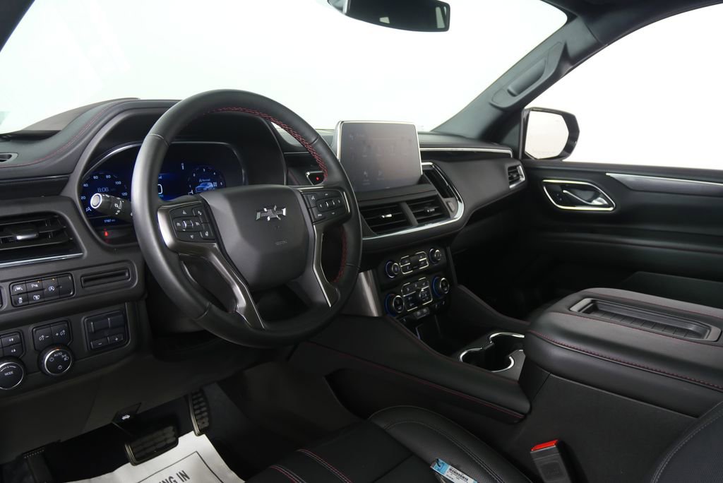 Used 2024 Chevrolet Tahoe RST w/ Luxury Package AWD/4WD image 12
