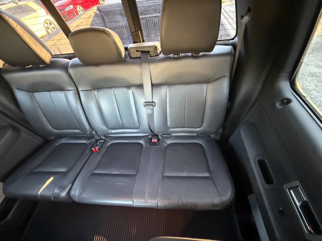 Used 2011 Ford F150 Raptor w/ Raptor Luxury Pkg image 21