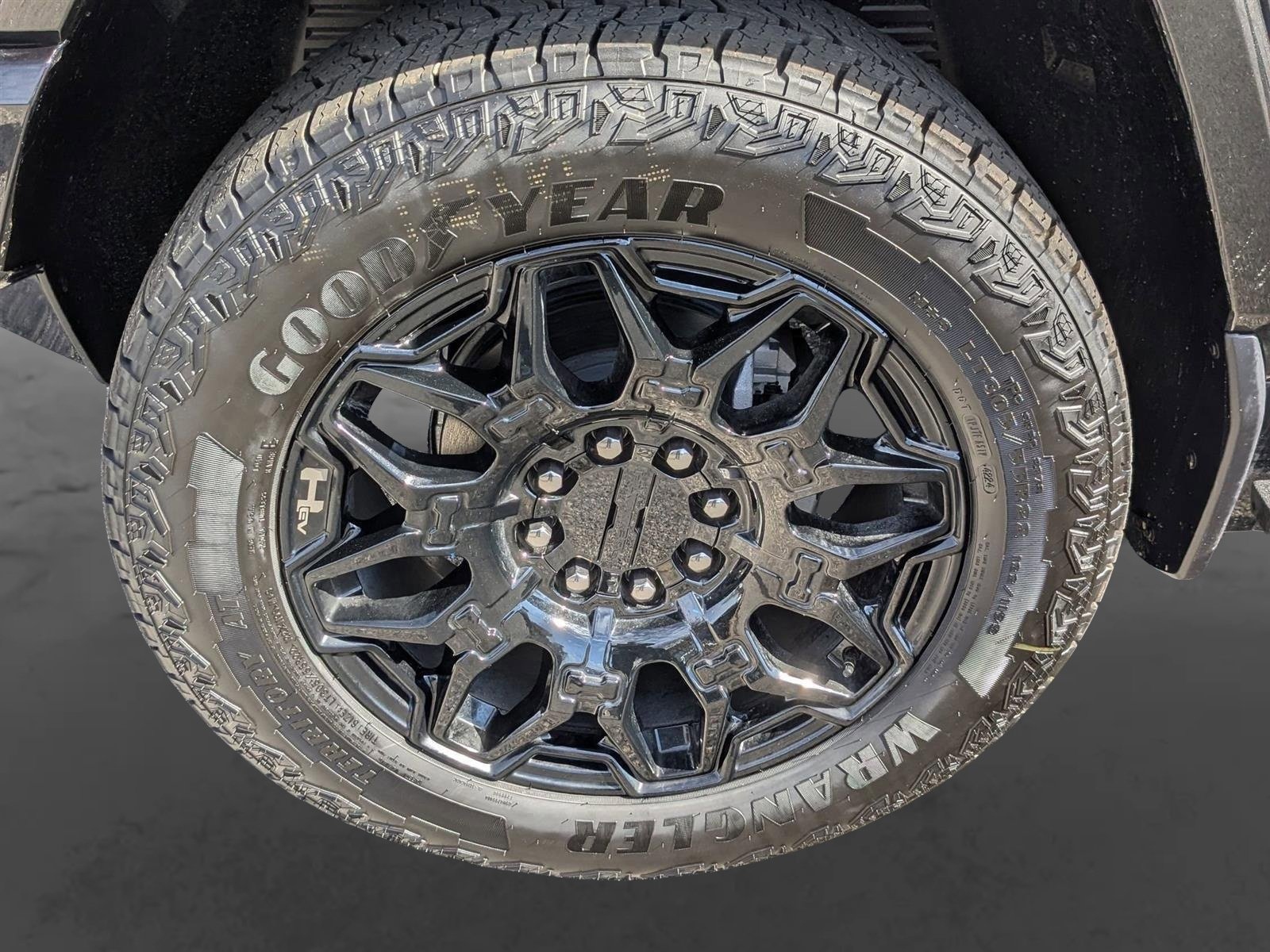 New 2025 GMC Hummer EV 2X AWD/4WD image 9