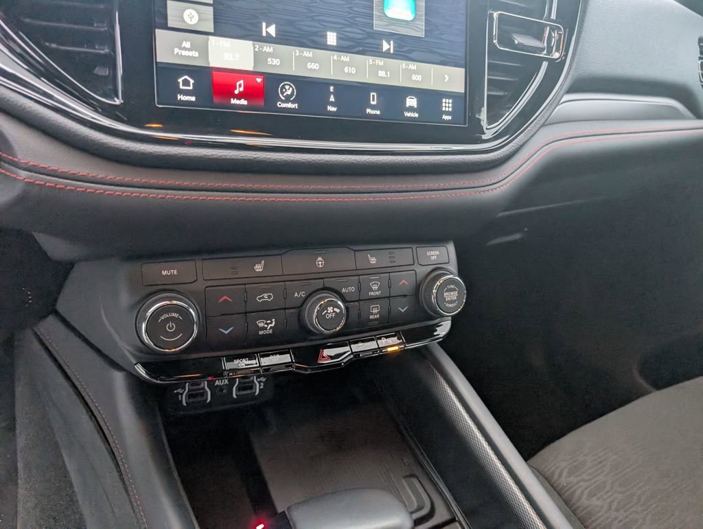 Used 2023 Dodge Durango R/T w/ Blacktop Package image 21