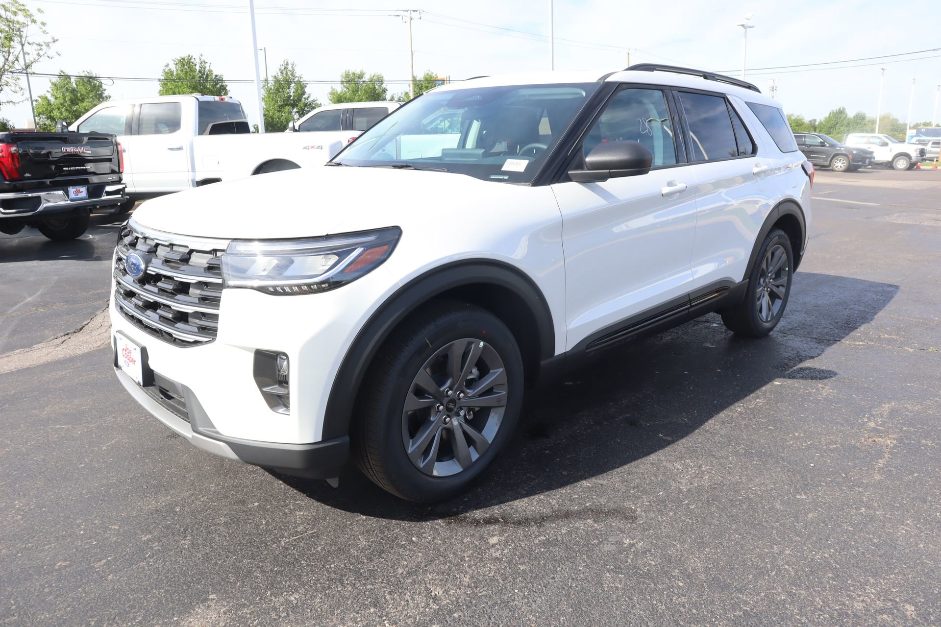 New 2026 Ford Explorer Active w/ Active Comfort Package AWD/4WD image 11