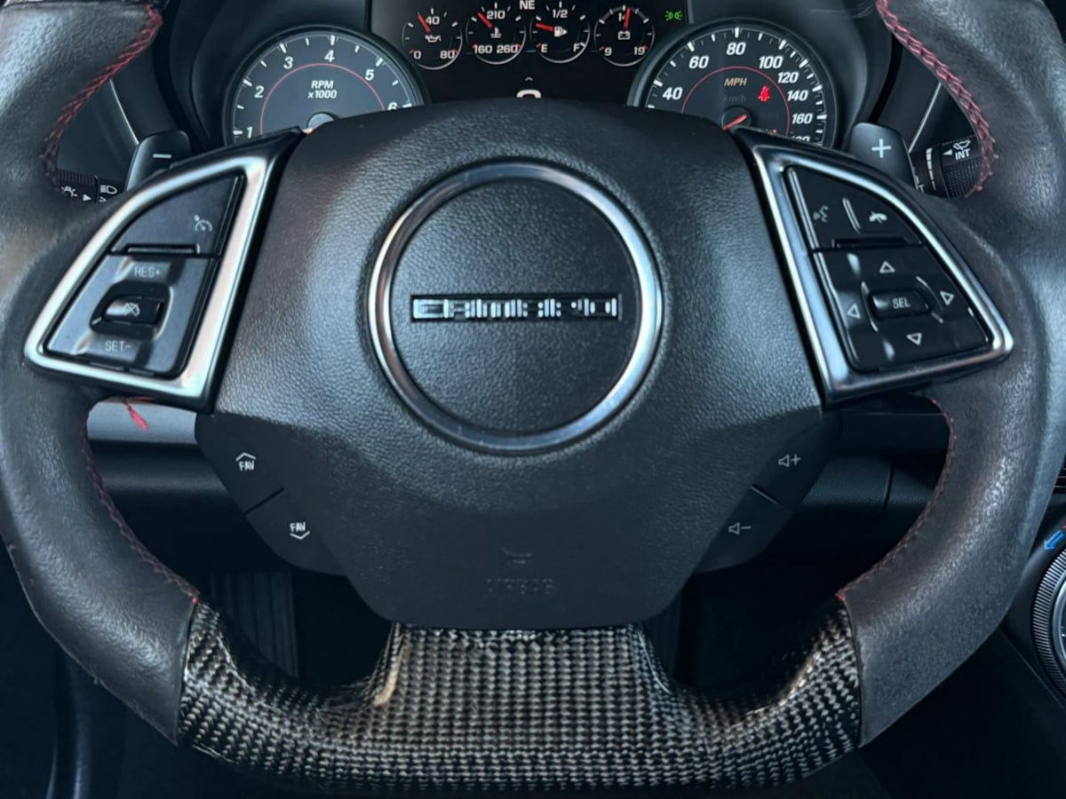 Used 2018 Chevrolet Camaro SS RWD image 50