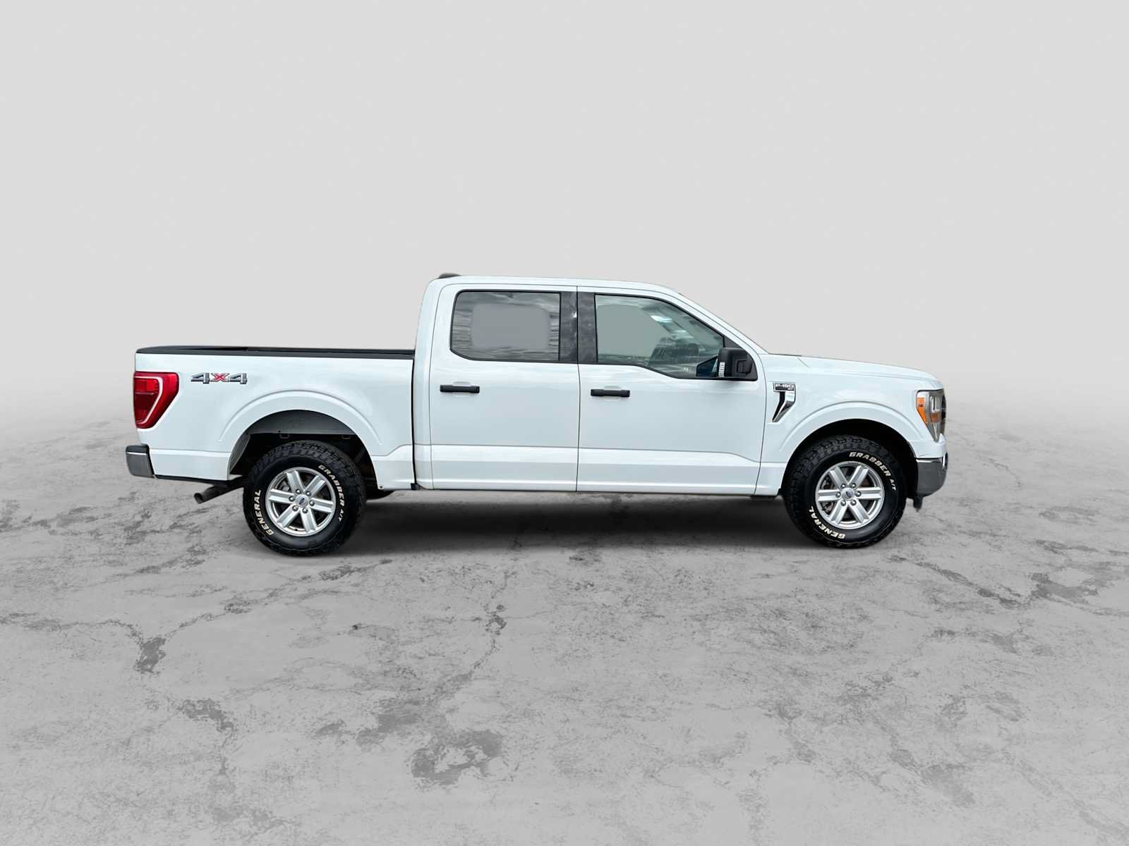 Used 2021 Ford F150 XLT w/ Equipment Group 301A Mid AWD/4WD image 9