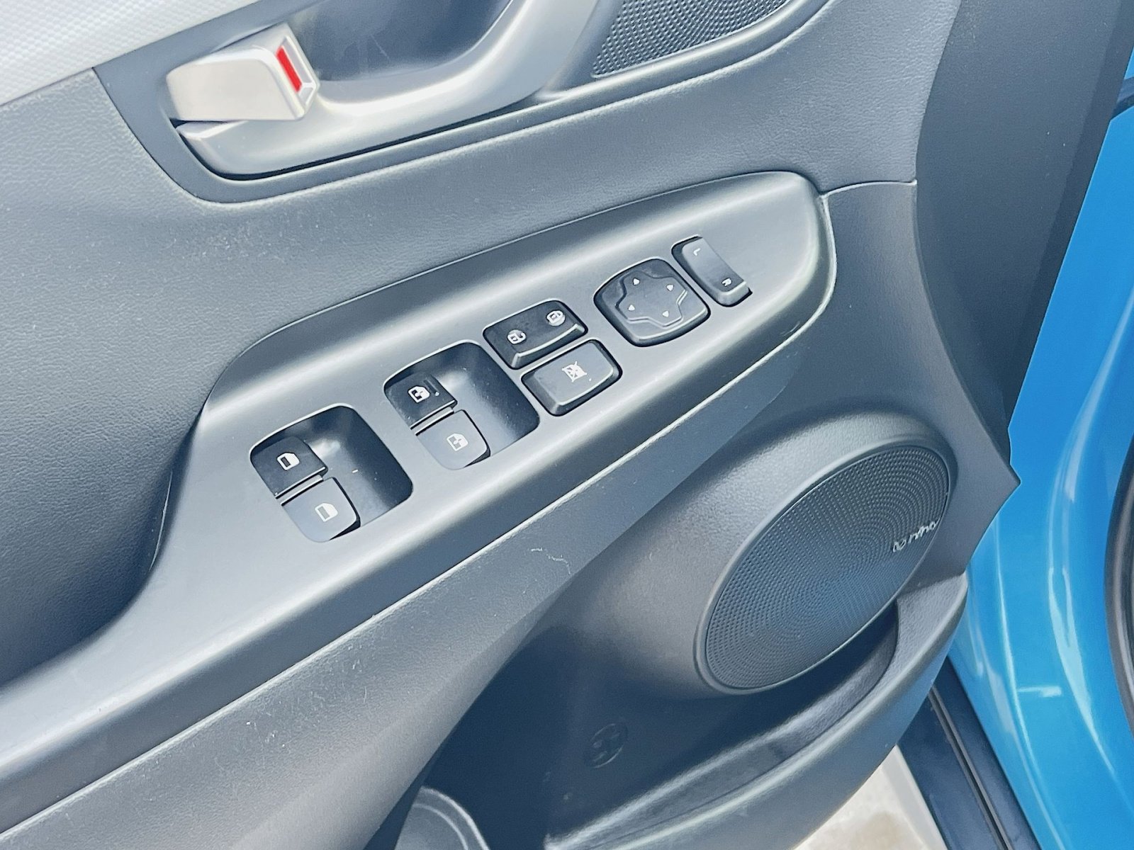 Used 2020 Hyundai Kona Ultimate image 15