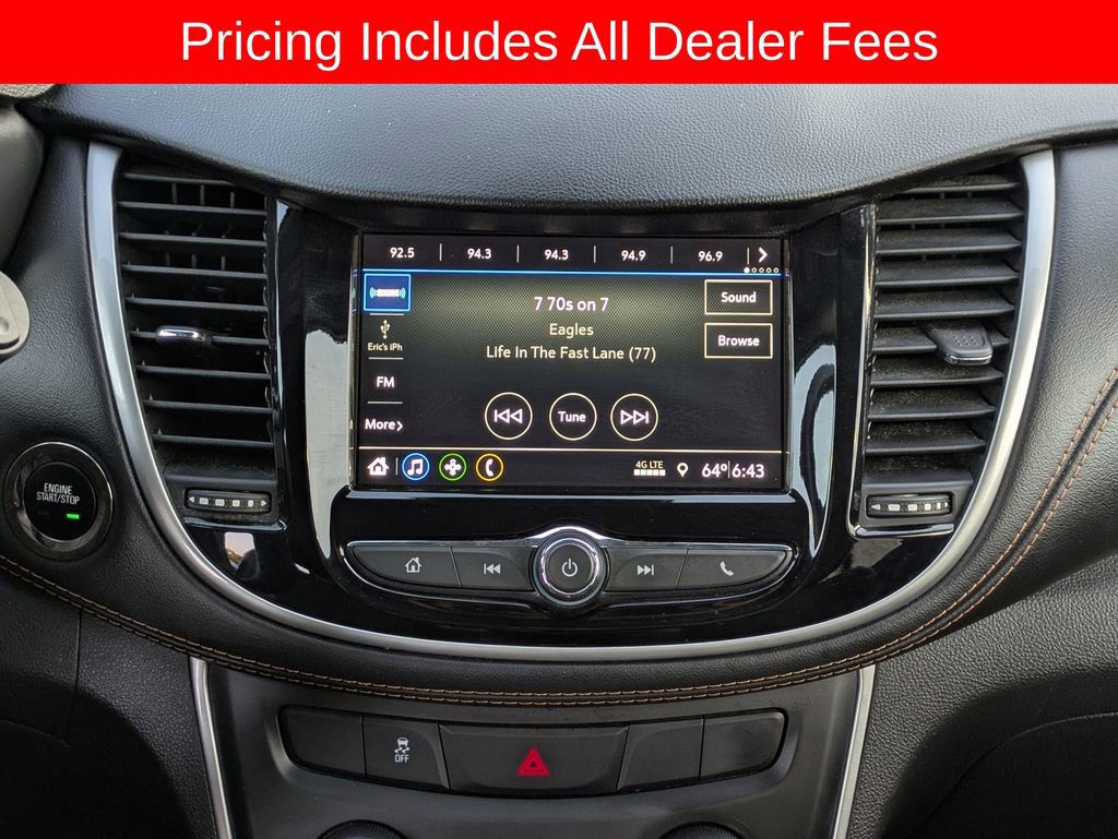 Used 2019 Chevrolet Trax LT w/ LT Convenience Package AWD/4WD image 18