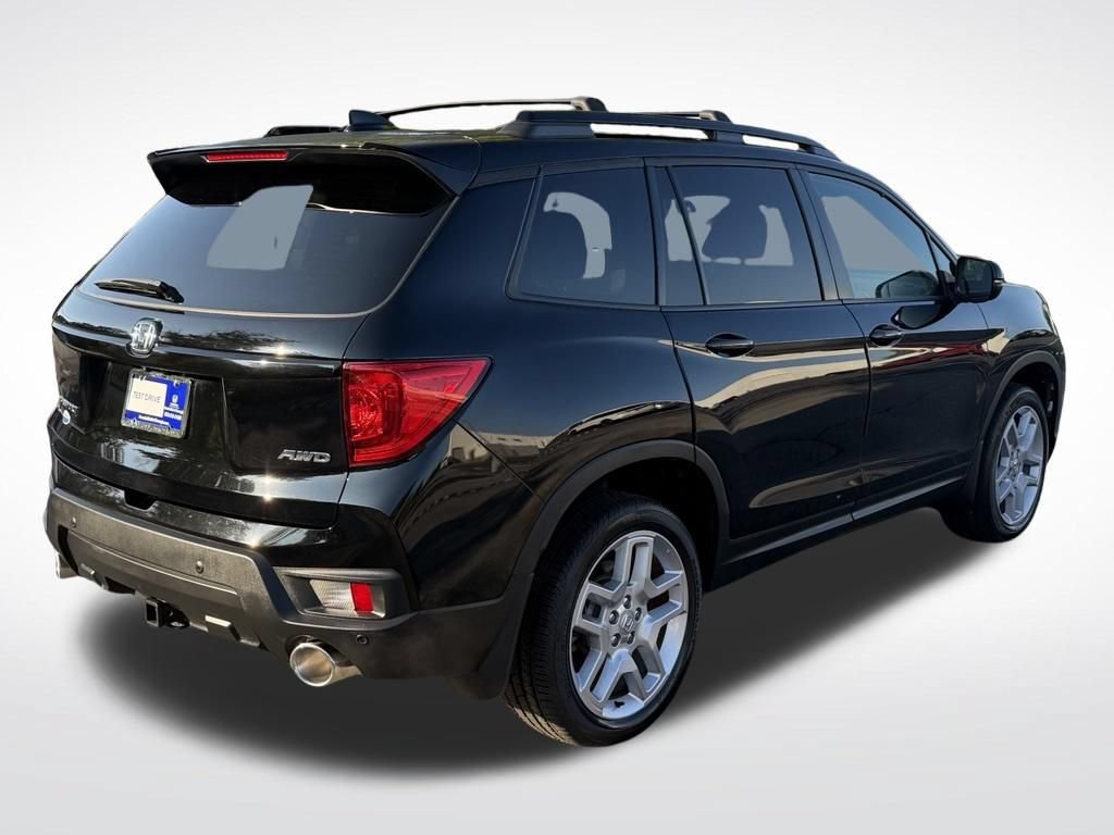 Certified 2025 Honda Passport EX-L image 6