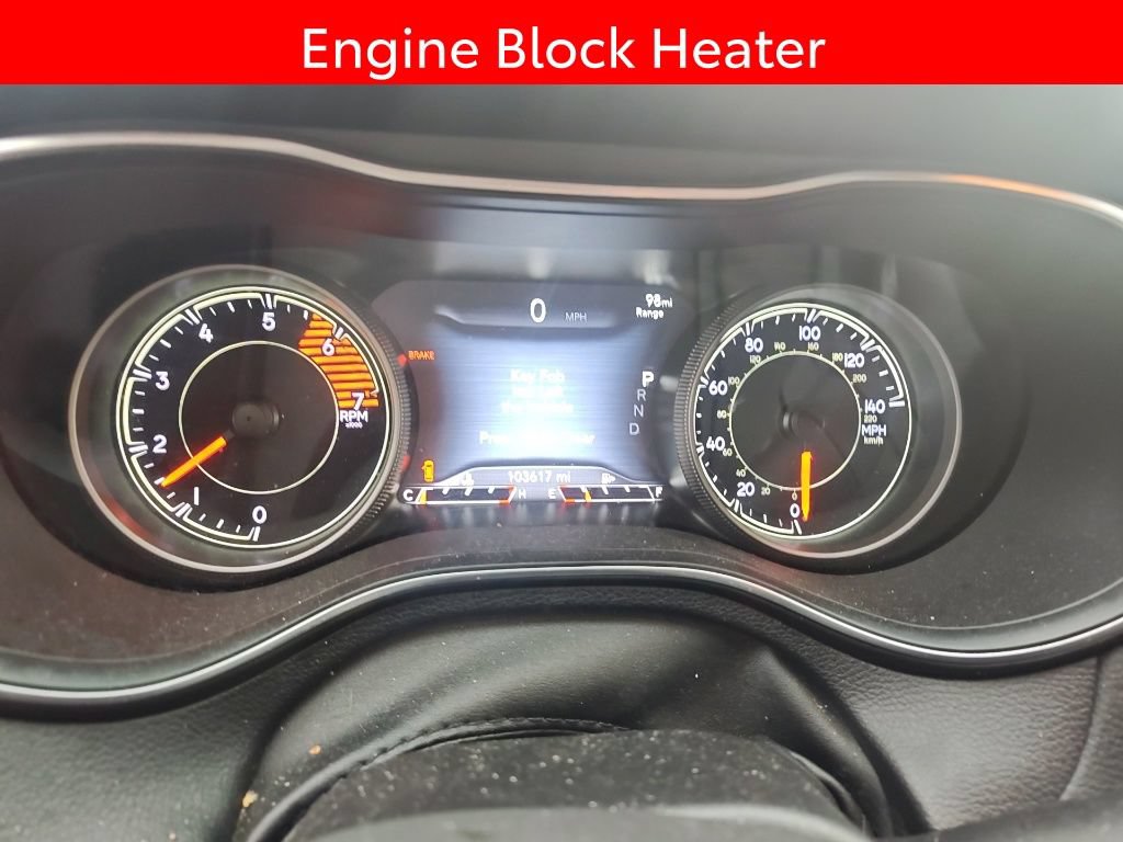 Used 2020 Jeep Cherokee Trailhawk w/ Cold Weather Group AWD/4WD image 8