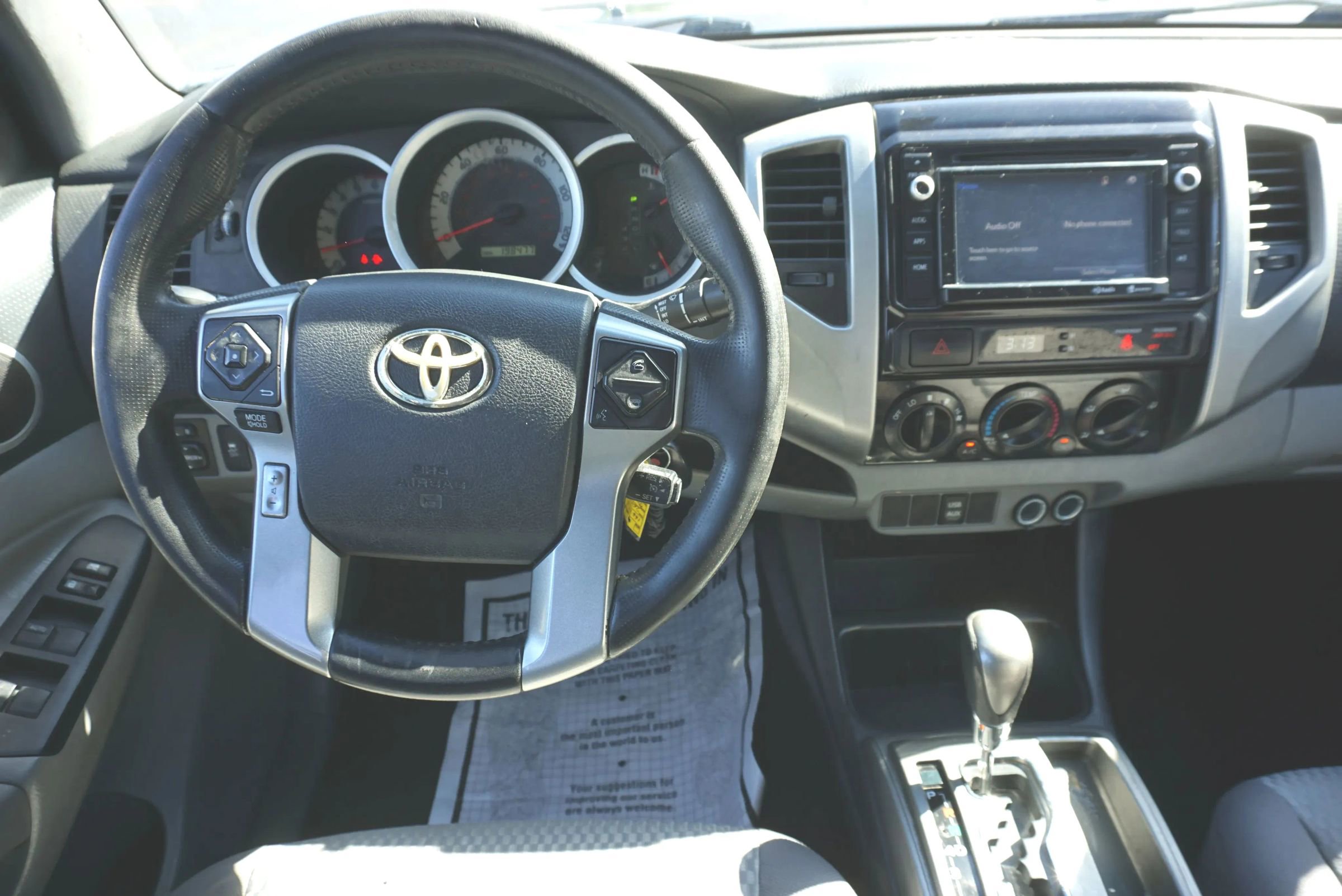 Used 2014 Toyota Tacoma PreRunner w/ SR5 Package RWD image 18