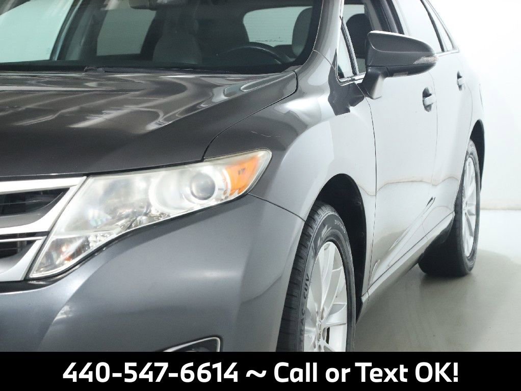 Used 2014 Toyota Venza LE image 3