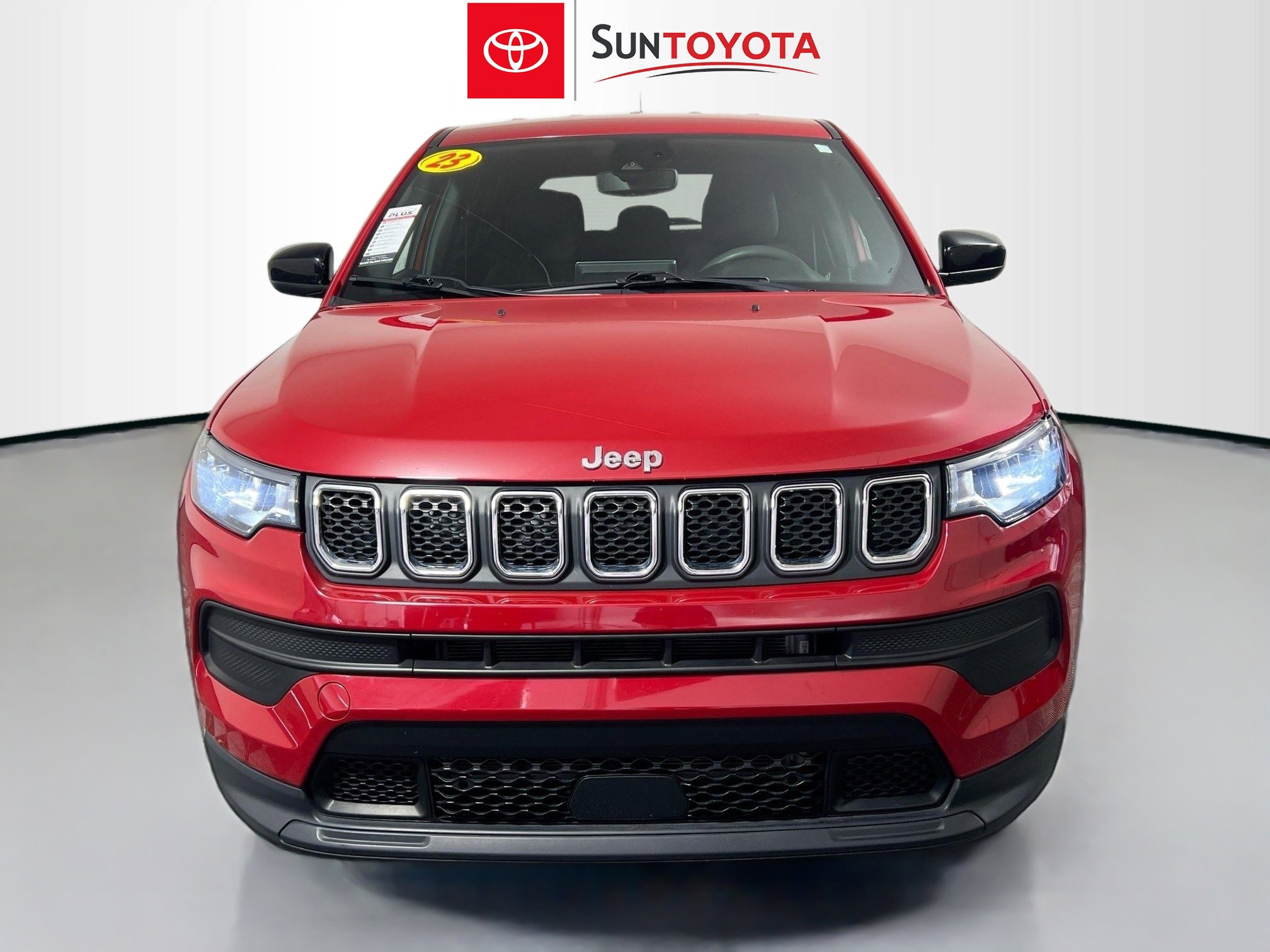 Used 2023 Jeep Compass Sport image 10