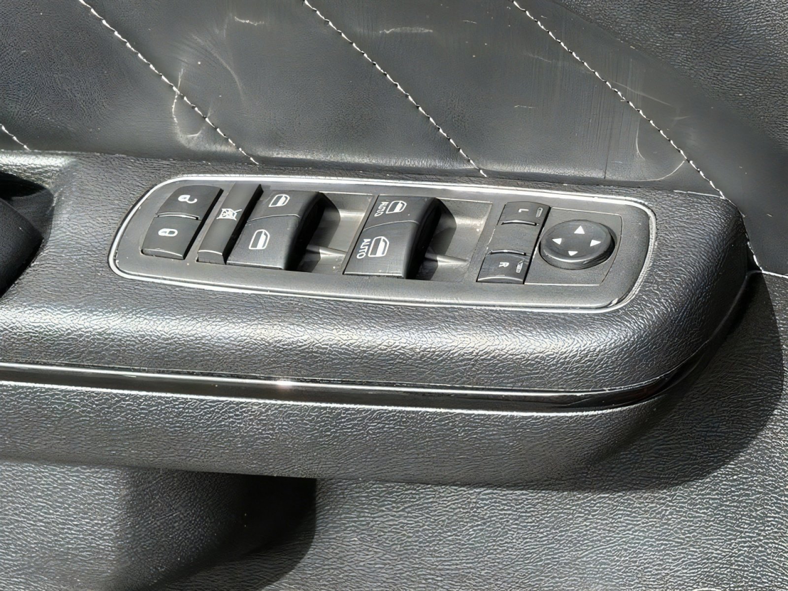 Used 2021 Dodge Charger R/T RWD image 16