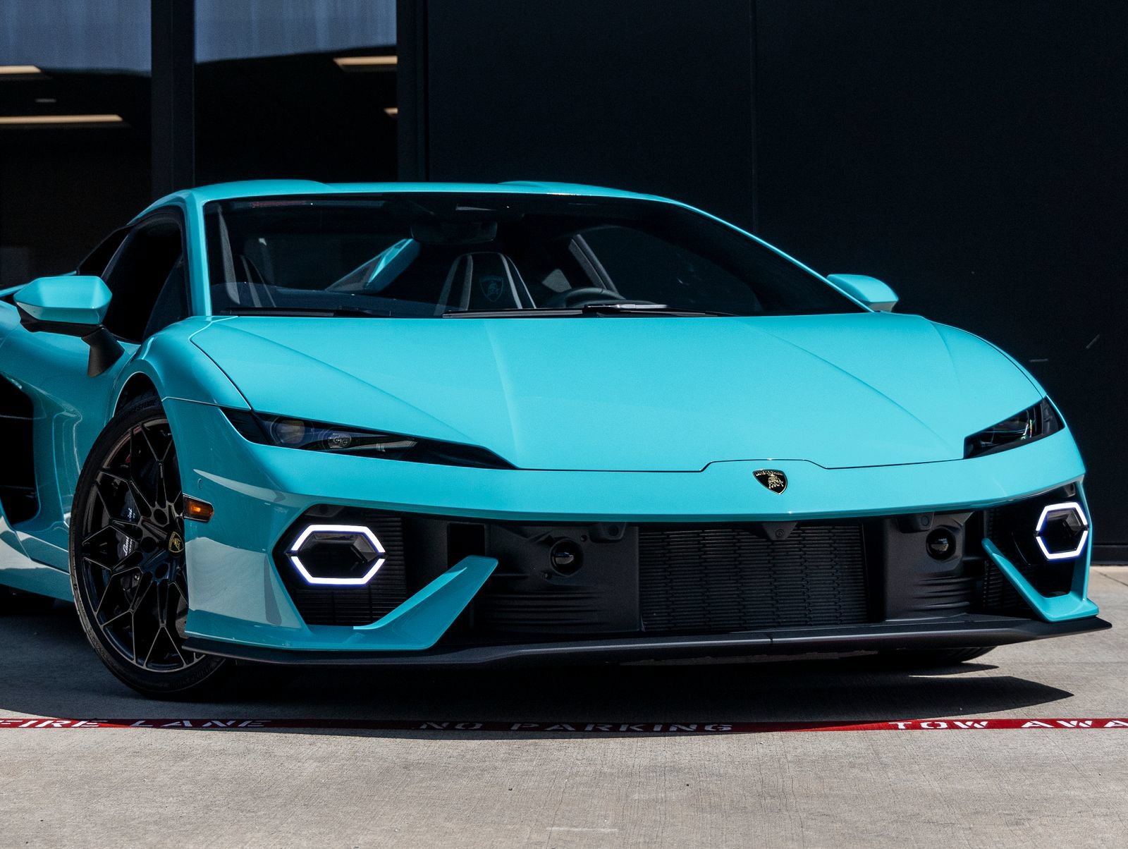 Used 2026 Lamborghini Temerario AWD/4WD image 5